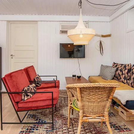 6 Person In Silkeborg-by Traum