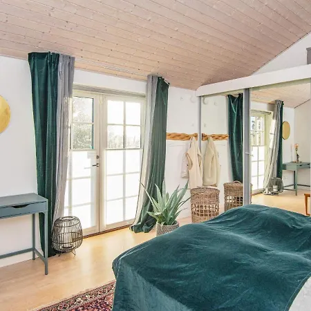 6 Person In Silkeborg-by Traum *